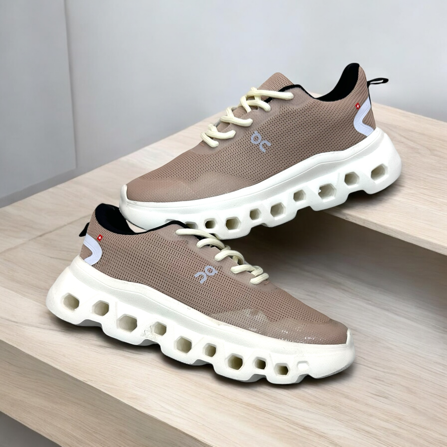 ON QLOUD-BLUSH
